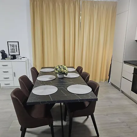 Luxurious Na Moru Retreat With Private Pool Access 세비드